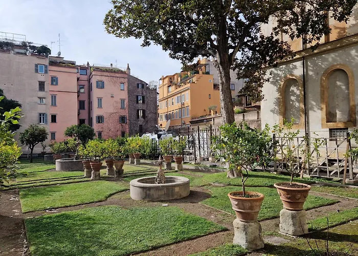 Piazza Cancelleria Рим